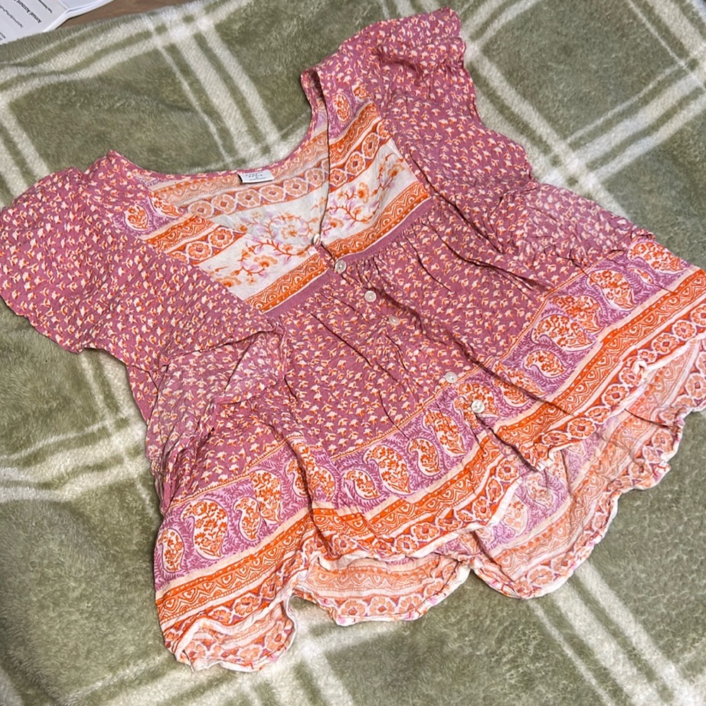 Patrons of Peace Blouse size medium